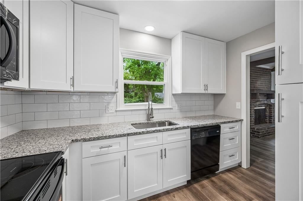 1313 E 98th Terrace — photo 13