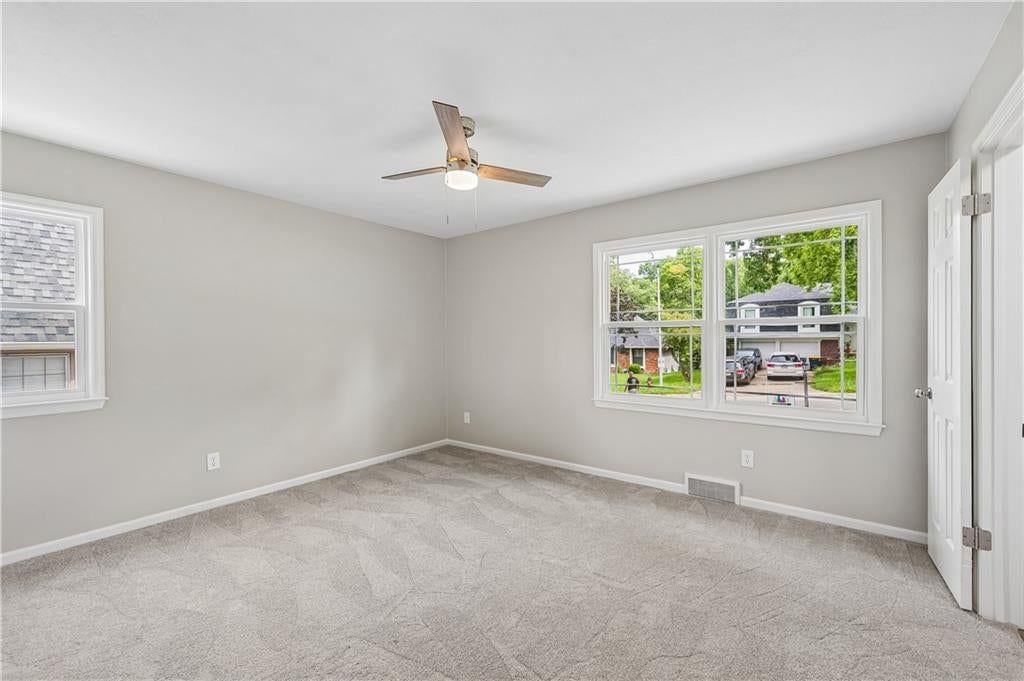 1313 E 98th Terrace — photo 20
