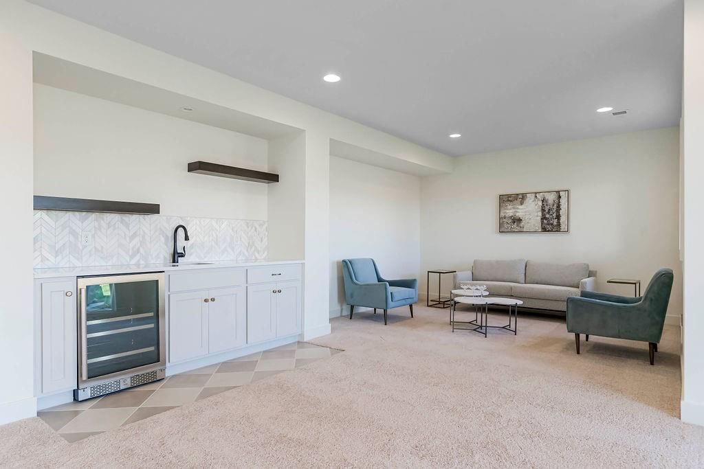 16984 S Cheshire Street — photo 39