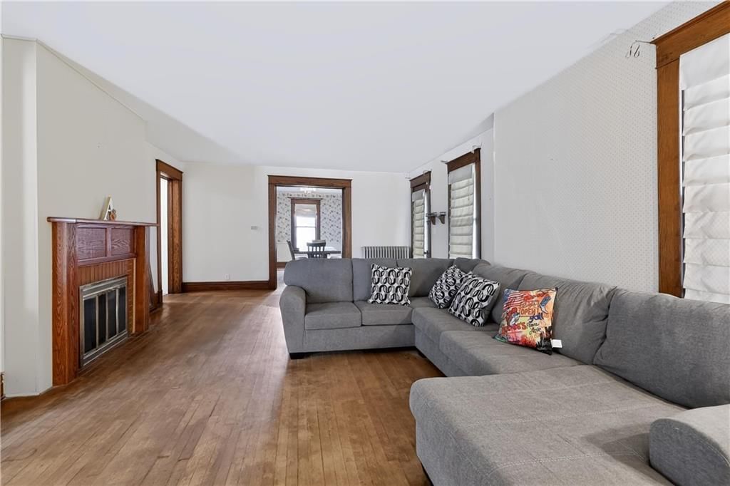 301 W Pine Street — photo 7