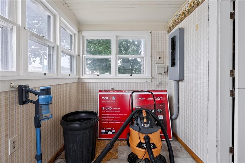 301 W Pine Street — photo 14