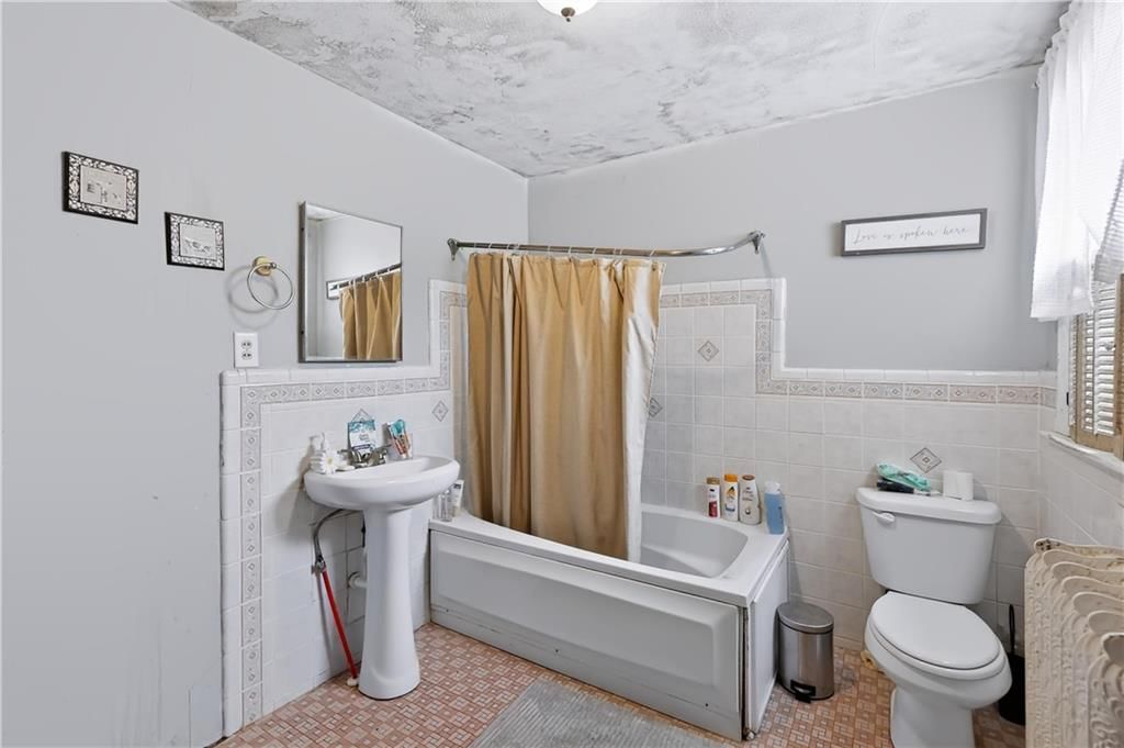 301 W Pine Street — photo 21