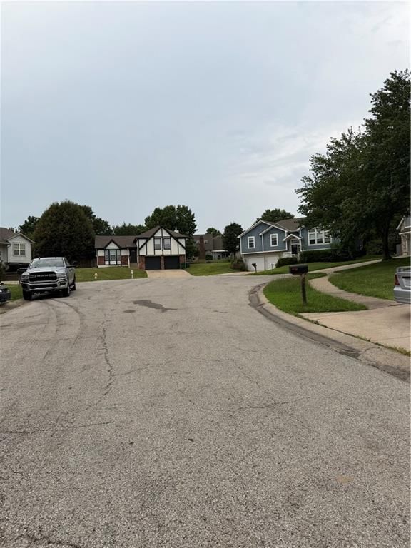 7203 E 133rd Circle — photo 2