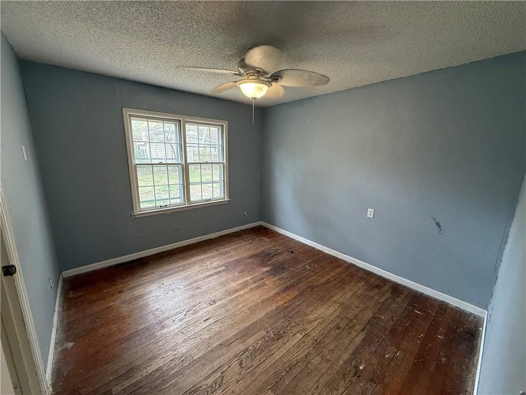 5410 Briar Street — photo 2
