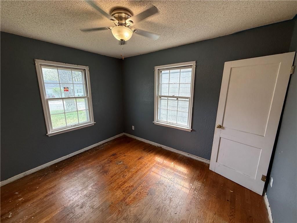 5410 Briar Street — photo 6