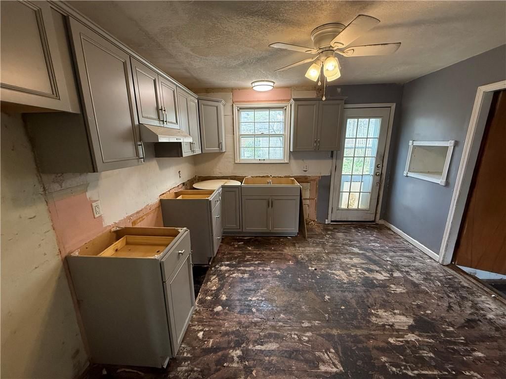 5410 Briar Street — photo 8