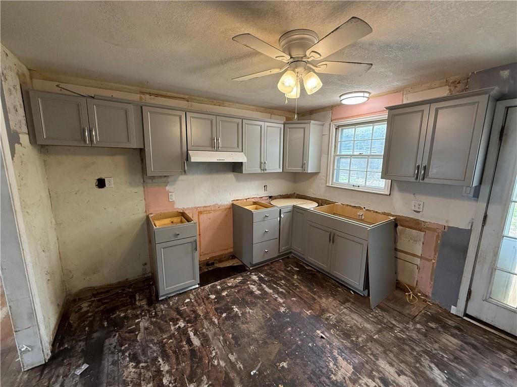 5410 Briar Street — photo 9