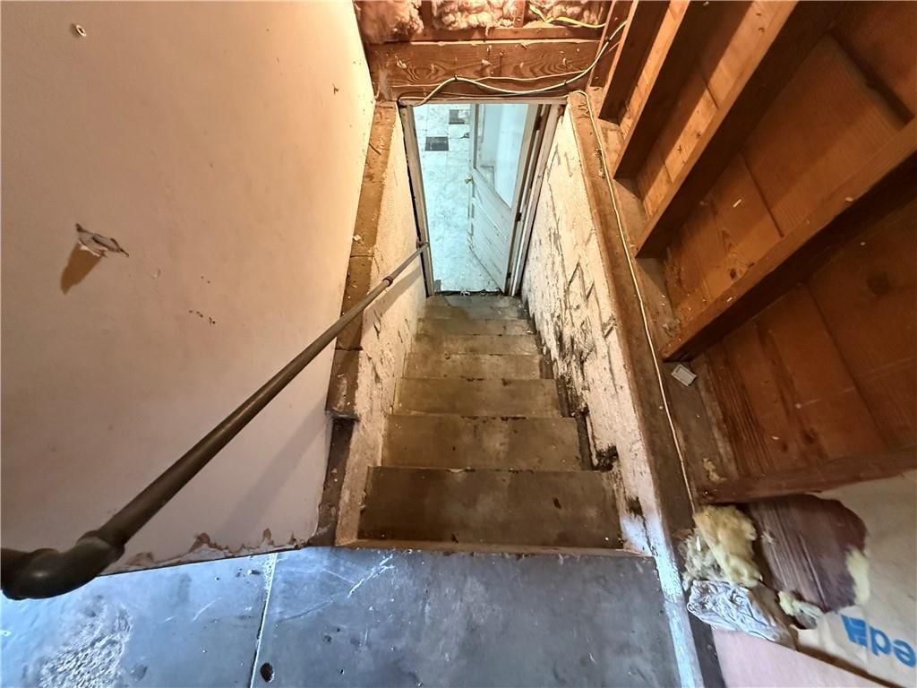 5410 Briar Street — photo 12