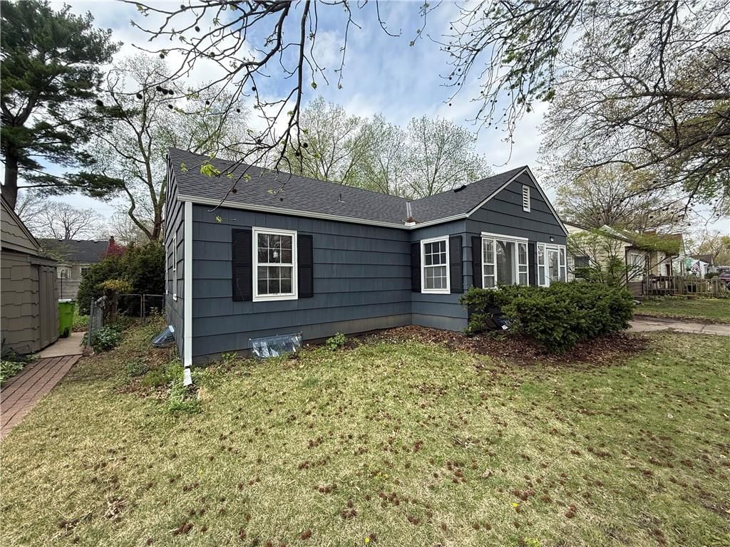 5410 Briar Street — photo 18