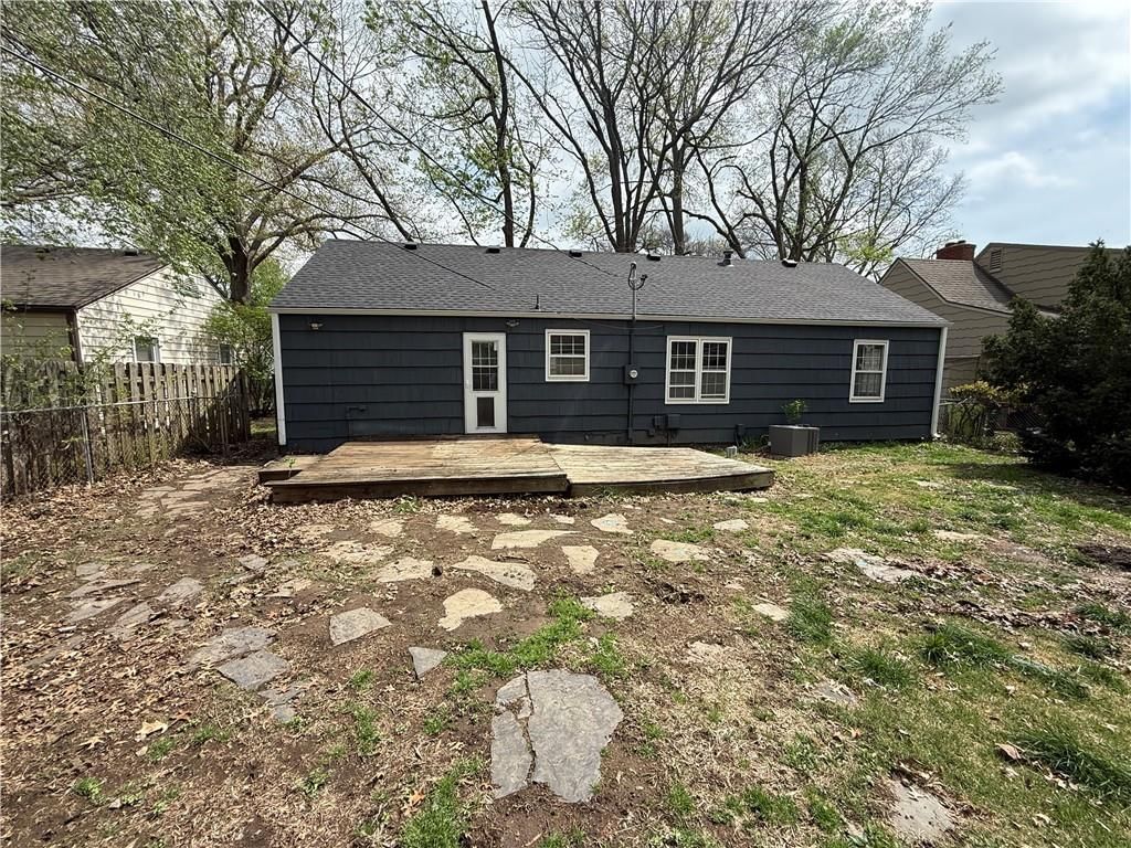 5410 Briar Street — photo 19