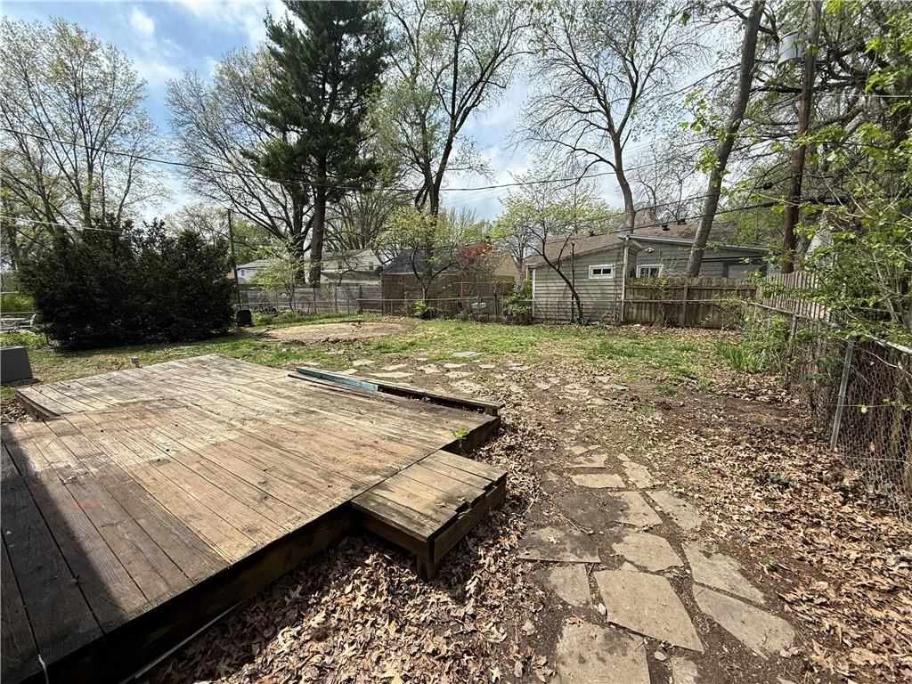 5410 Briar Street — photo 21