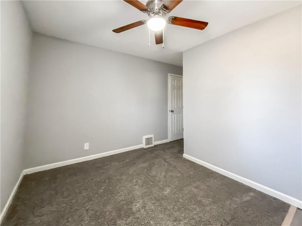 11426 Applewood Drive — photo 10