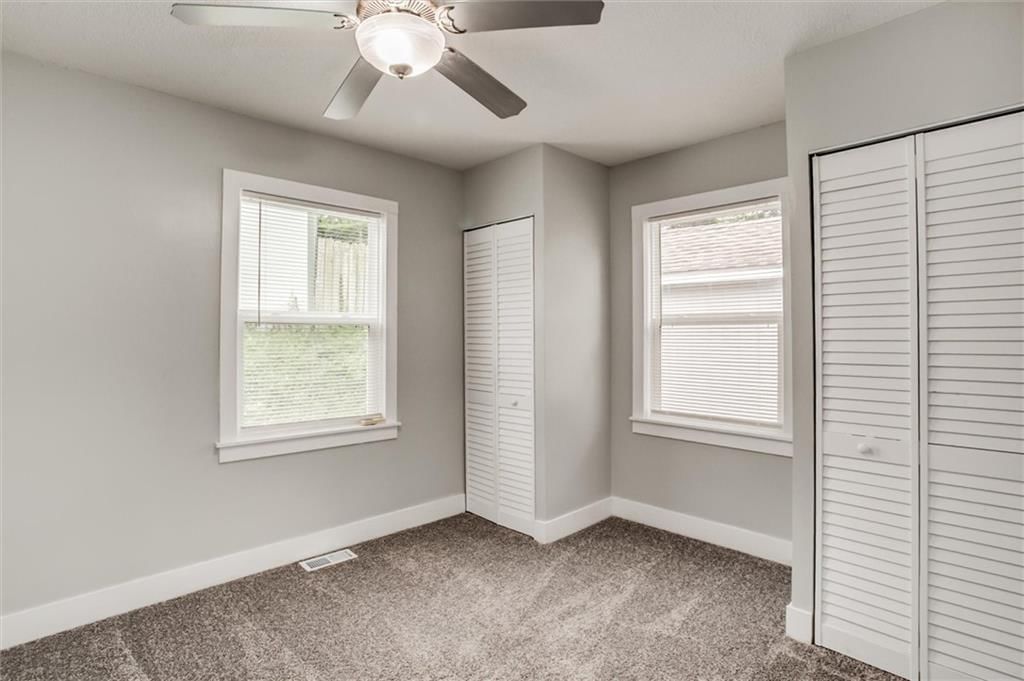 4552 N Locust Street — photo 17