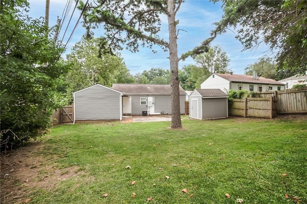 4552 N Locust Street — photo 21