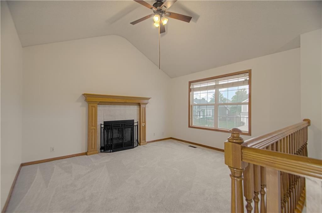 208 Hampton Drive — photo 4