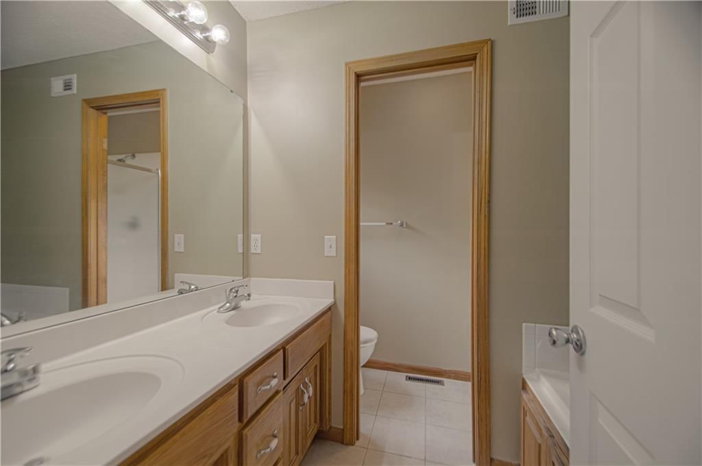 208 Hampton Drive — photo 14