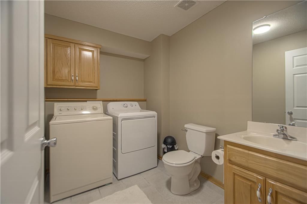 208 Hampton Drive — photo 19