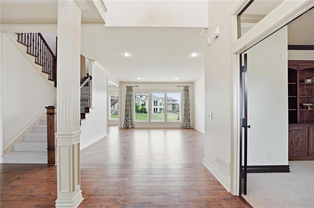 324 NW Thoreau Circle — photo 6