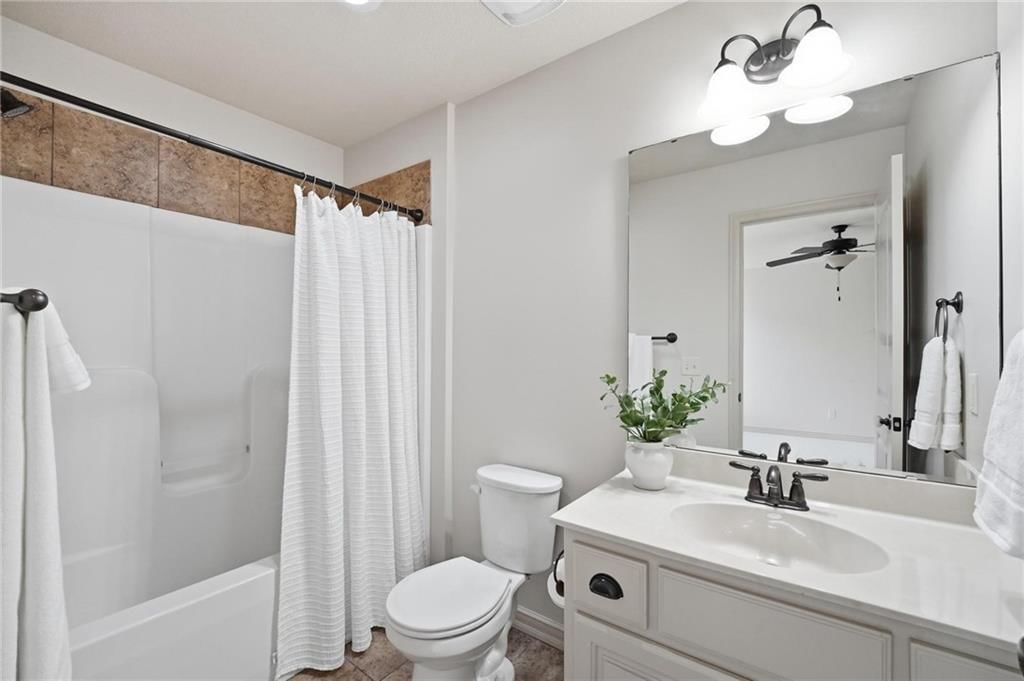 324 NW Thoreau Circle — photo 44