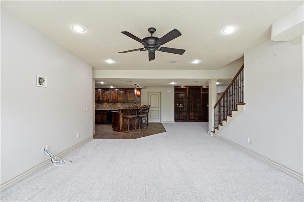 324 NW Thoreau Circle — photo 54