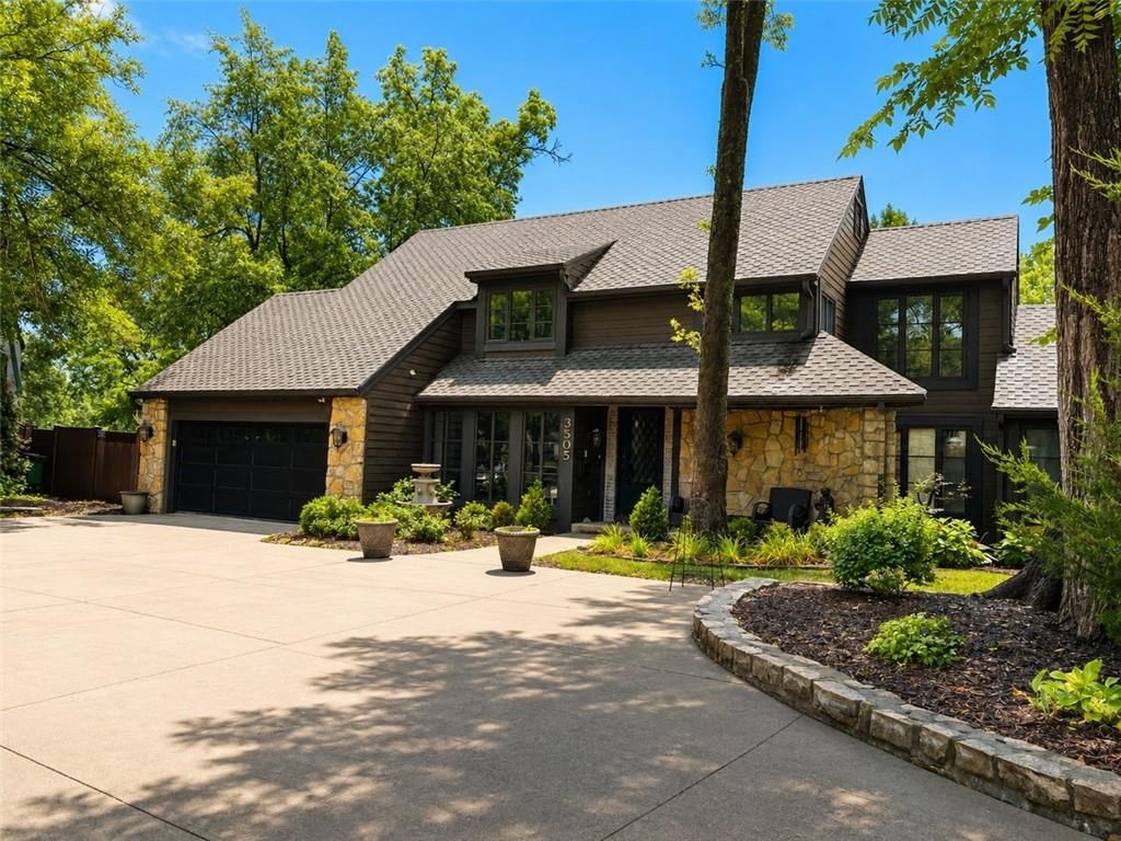 3505 SHAWNEE MISSION Parkway — photo 2