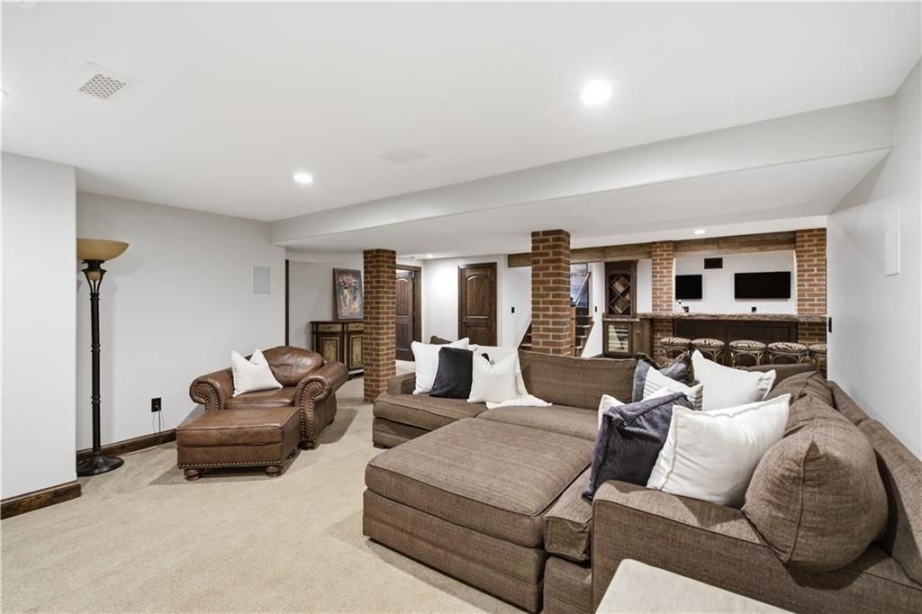 3505 SHAWNEE MISSION Parkway — photo 34