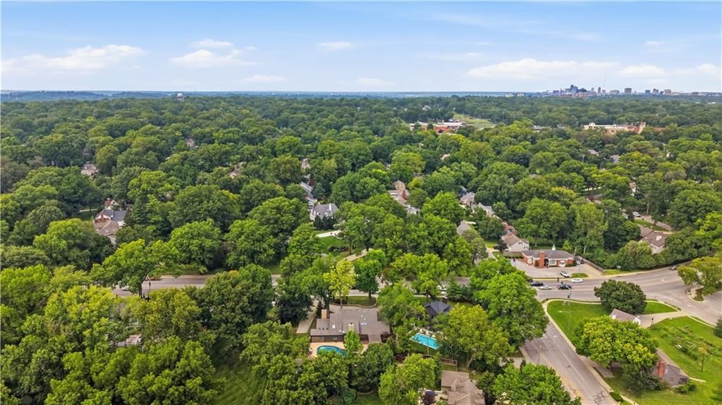 3505 SHAWNEE MISSION Parkway — photo 51