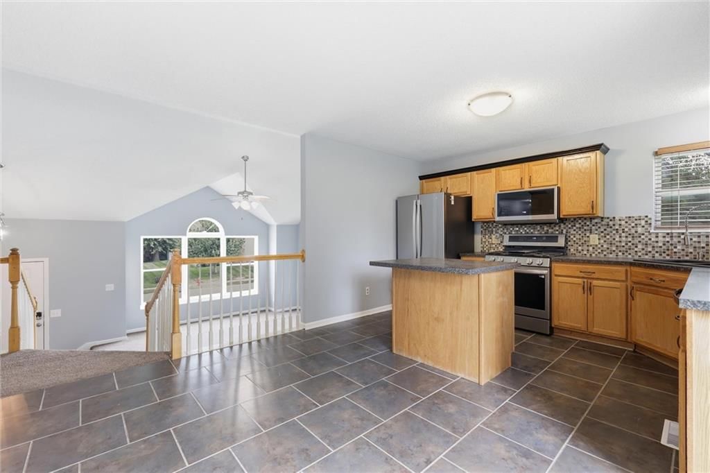 15575 NW 126th Street — photo 7