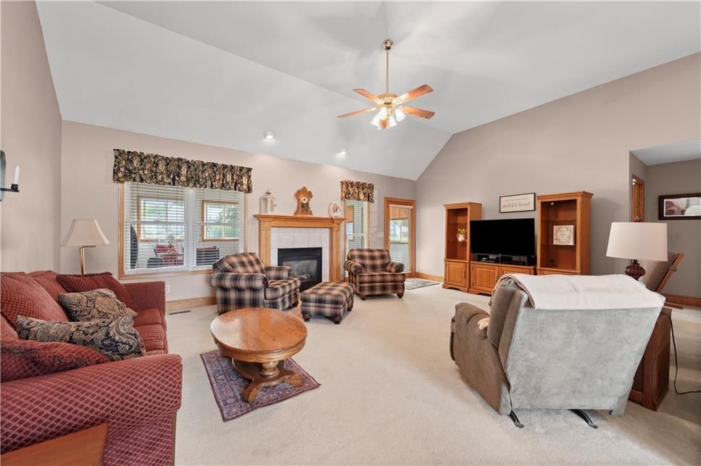 1201 Talon Drive — photo 4