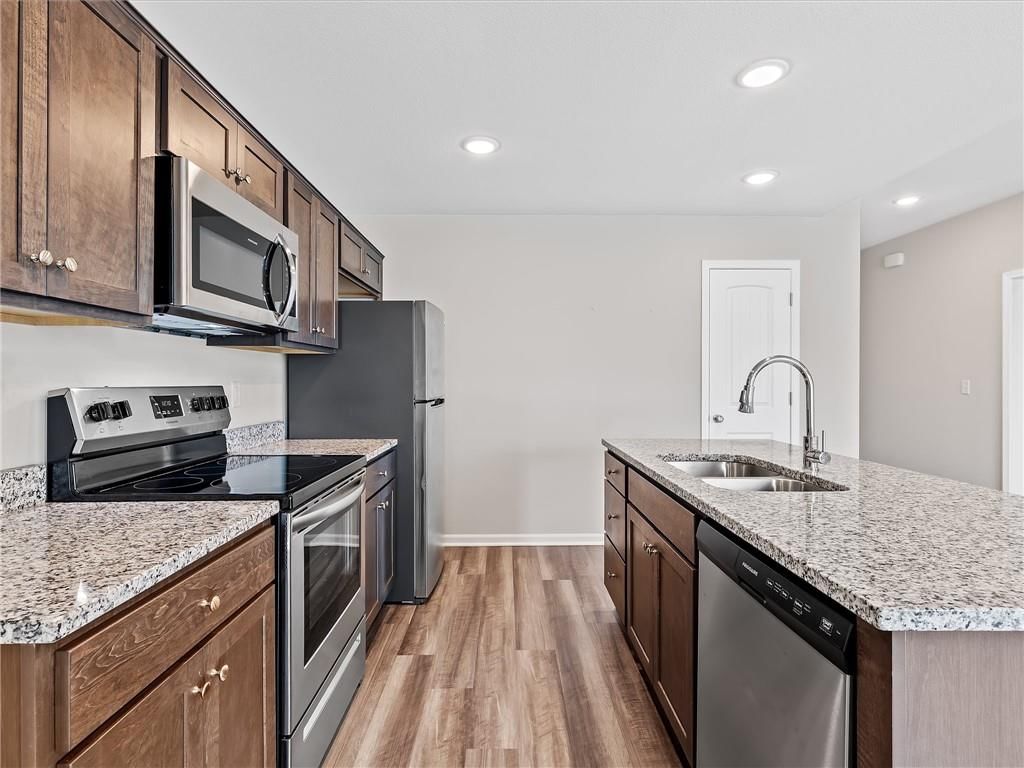 2104 Crestview Place — photo 12