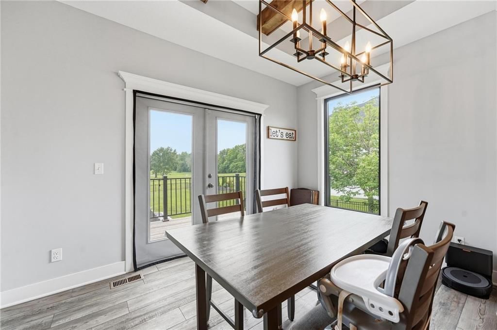 1504 Country Club Drive — photo 14