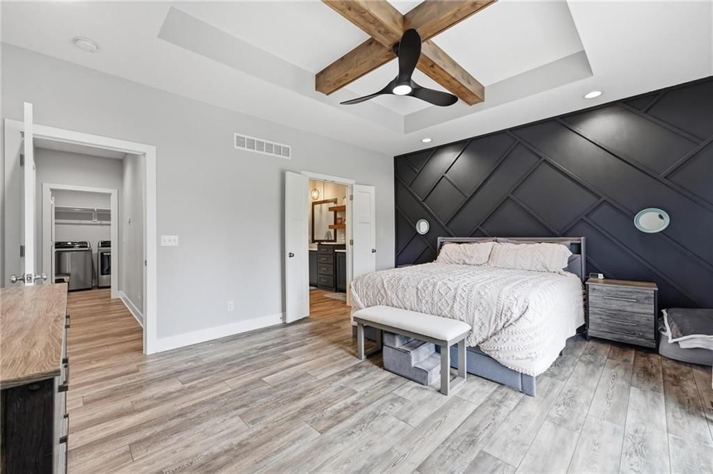 1504 Country Club Drive — photo 18