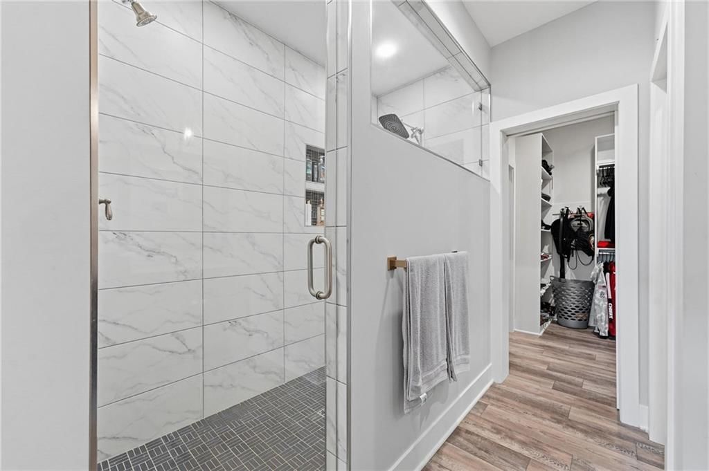 1504 Country Club Drive — photo 21