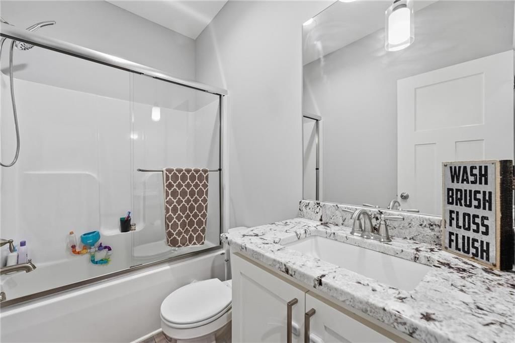 1504 Country Club Drive — photo 25