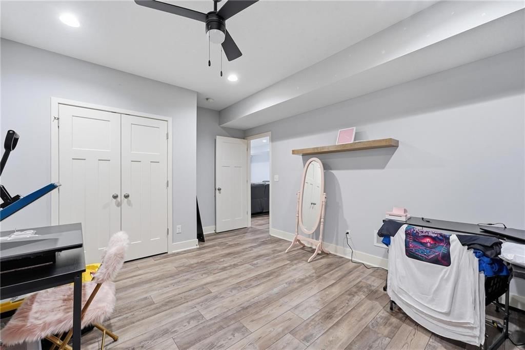 1504 Country Club Drive — photo 27
