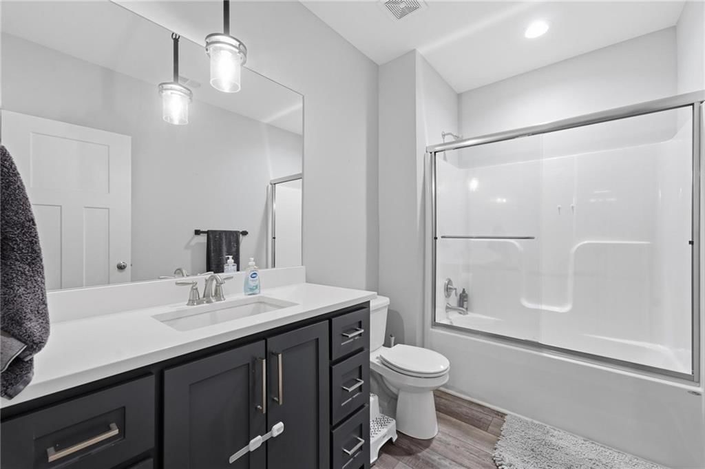 1504 Country Club Drive — photo 41