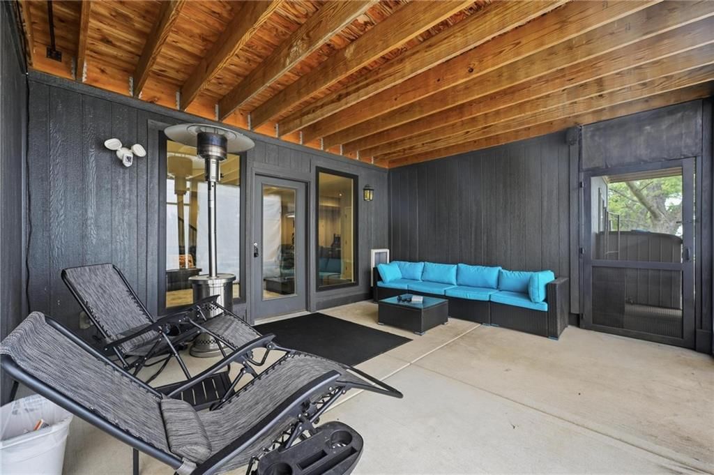 1504 Country Club Drive — photo 46