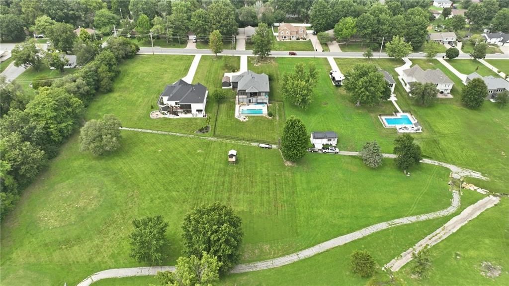 1504 Country Club Drive — photo 65