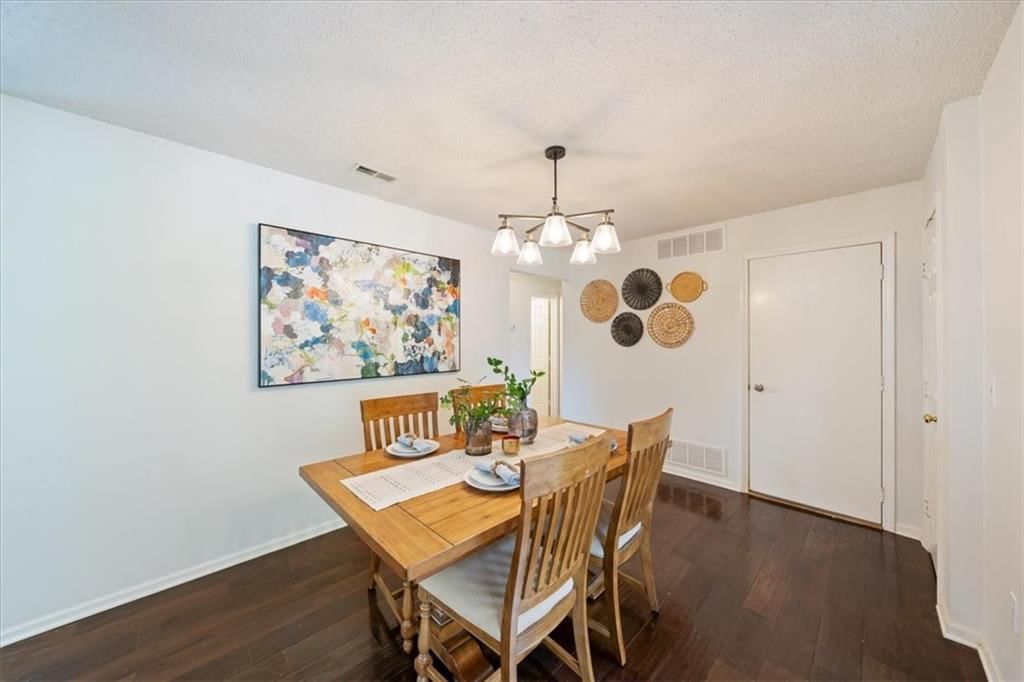 4804 Mccormick Street — photo 4