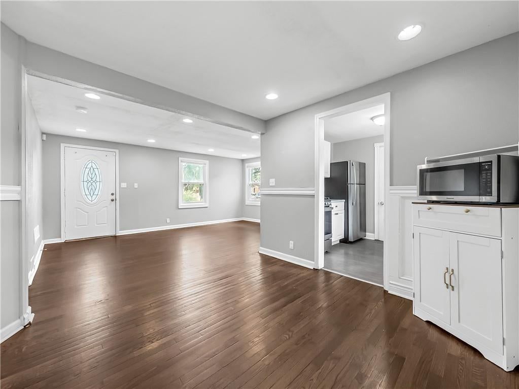 3117 S Crysler Avenue — photo 9