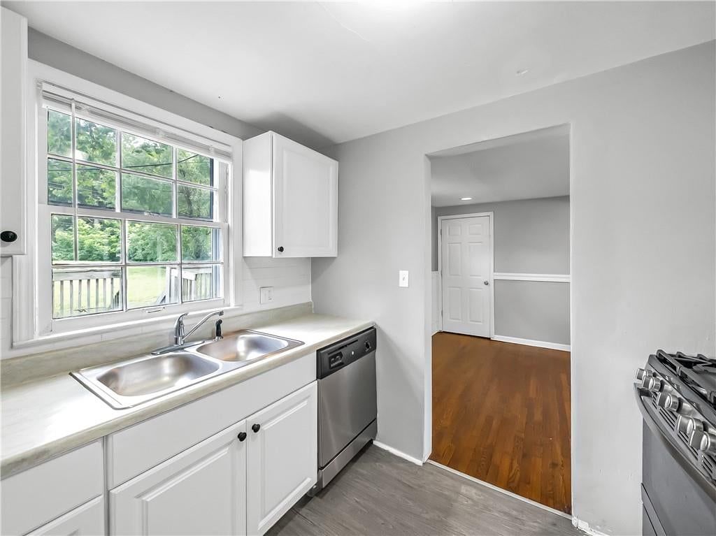3117 S Crysler Avenue — photo 13
