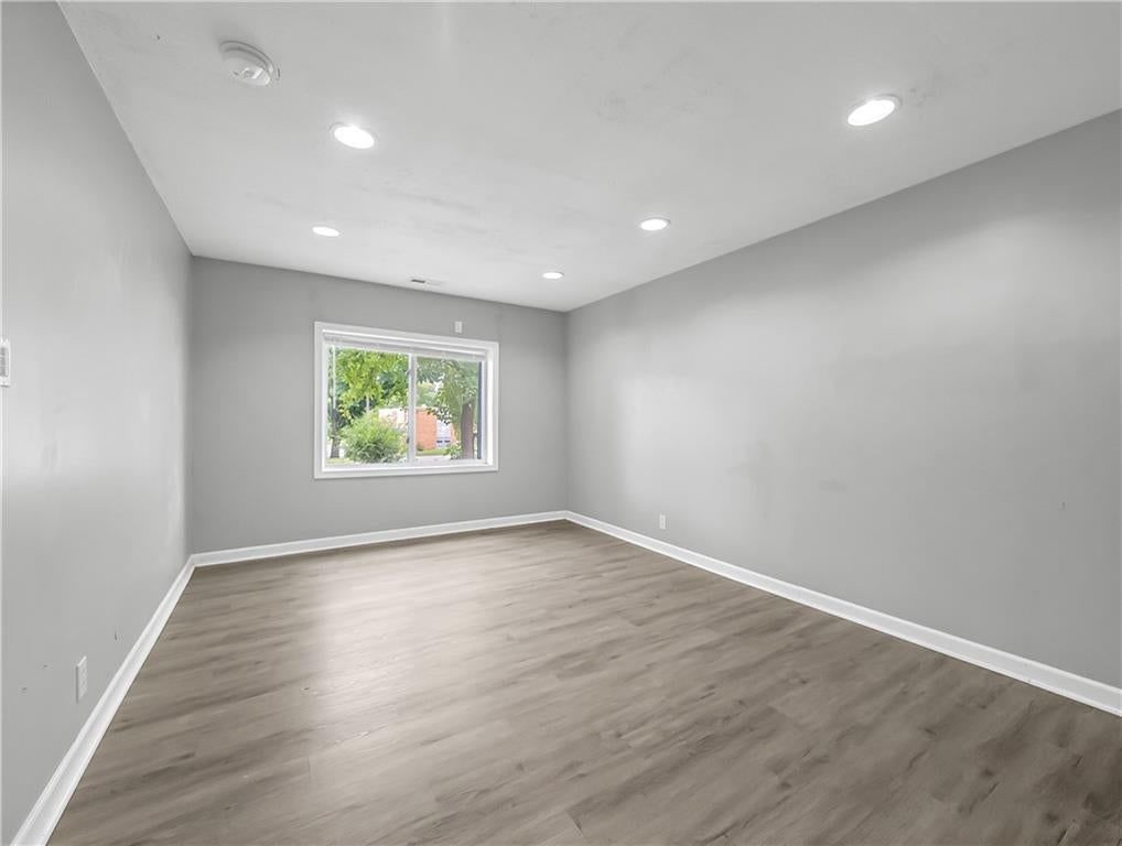 3117 S Crysler Avenue — photo 16
