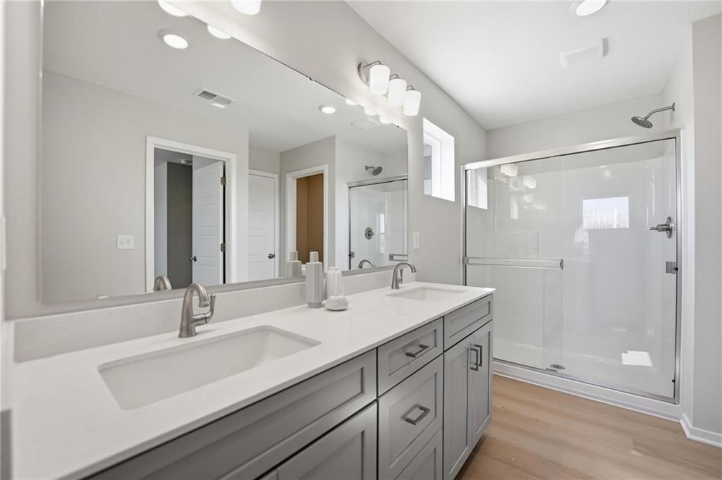 1443 S 4th Street E — photo 17