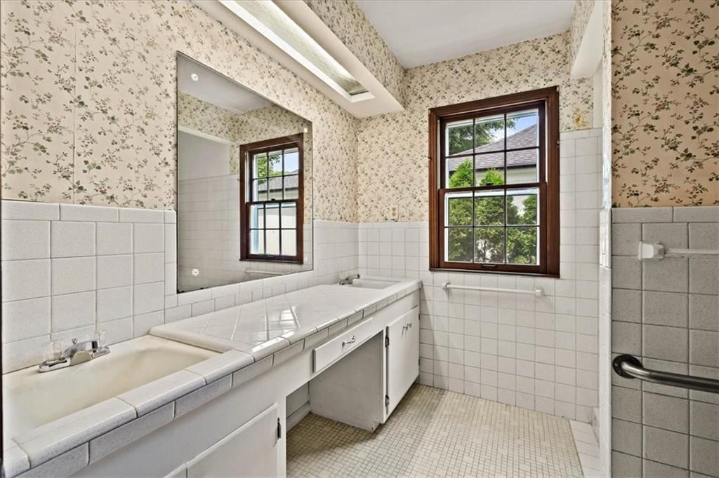 9516 Buena Vista Street — photo 25