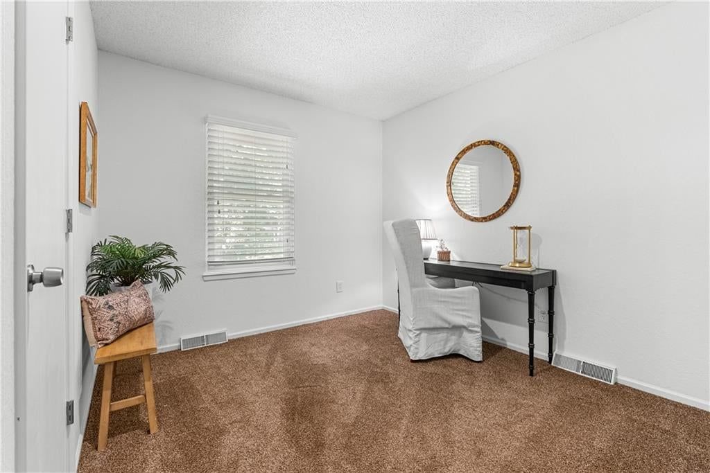 504 SW Killarney Lane — photo 11