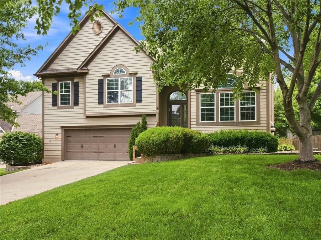 2340 W Trail Drive — photo 2