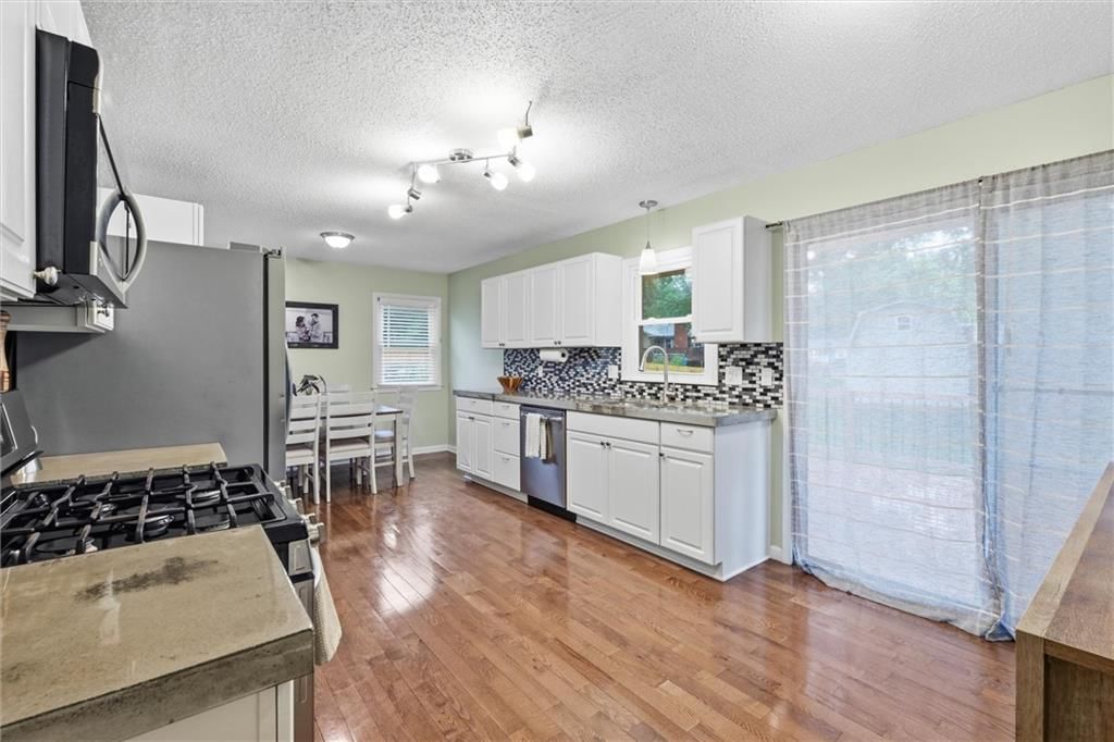 414 Kingsley Avenue — photo 6