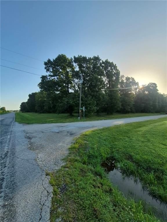 899 E Dade 4 Road — photo 1