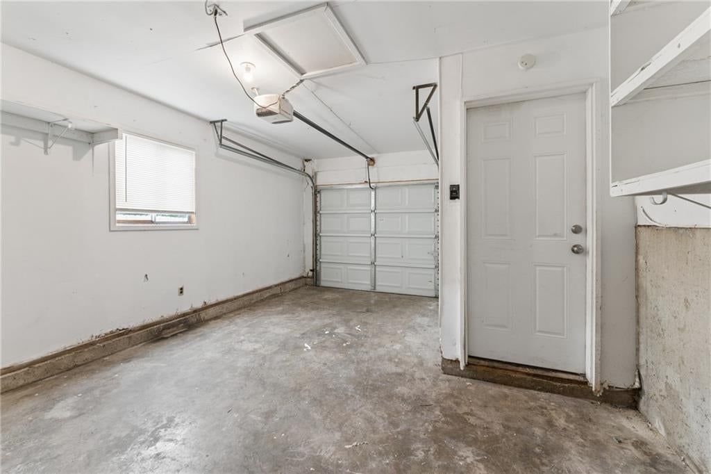 9505 Spring Valley Road — photo 8