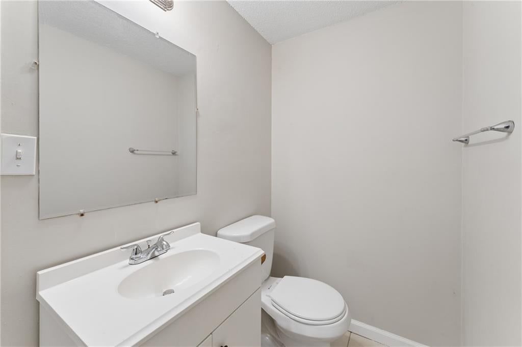 9505 Spring Valley Road — photo 10